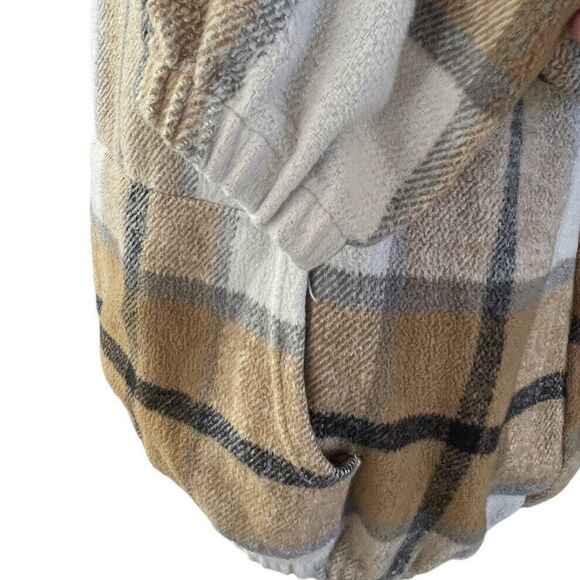 BEAUTS AND BEAUS Women’s L Pullover Hoodie Thick Flannel Tan Plaid - Picture 5 of 8